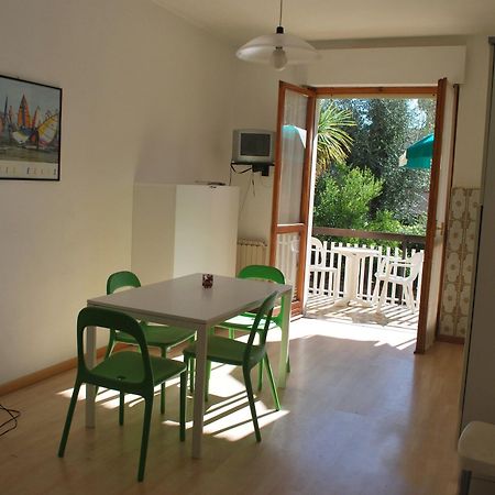 Residence Orchidea Ντιάνο Μαρίνα Εξωτερικό φωτογραφία